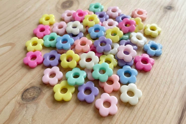 Perles acrylique fleurs pastel - 40 perles - 3 - Acrylic Beads - 10doigts.com - Perles Acrylique - 10doigts.fr