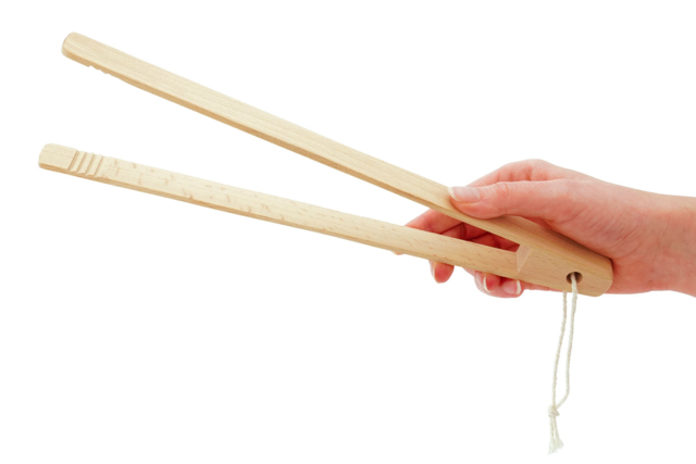 Wooden Barbecue Tongs - 1 - Wooden Objects for the Kitchen - 10doigts.com - Objets en bois à décorer pour la cuisine - 10doigts.fr