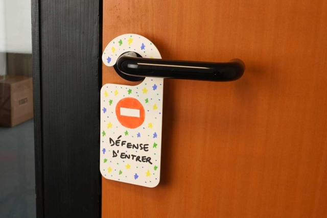 Cartel de puerta de cartón  - Plaque de porte en bois à décorer - 10doigts.fr