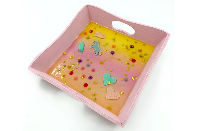 Cléopâtre Inclusion Resin - 6 - Resin - Molding and Casting - 10doigts.com - Résine - Modelage et moulage - 10doigts.fr