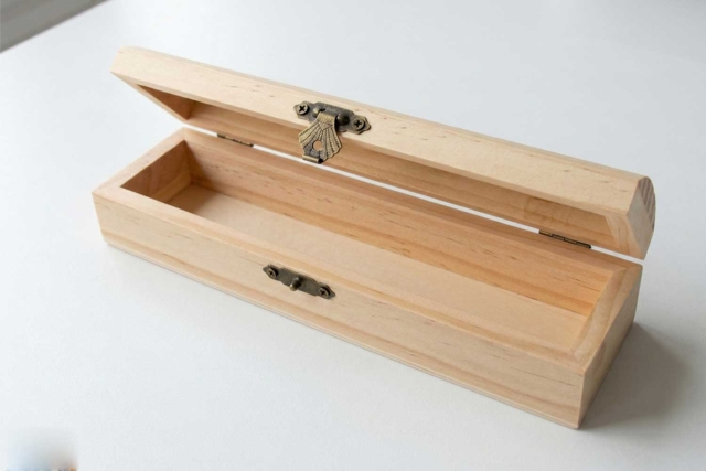 Wooden Pencil Box - 20 x 4.3 cm - 2 - Wooden Boxes - 10doigts.com - Boîtes en bois à décorer - 10doigts.fr