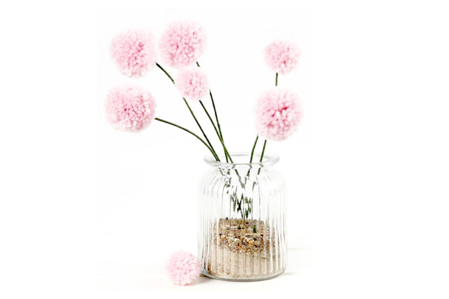 pompones flor - Outils à pompons et tricotins : l'art du fil à la portée de tous - 10doigts.fr