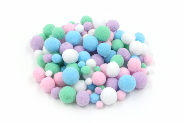 Pastel Colored Pom Poms - 120 Pieces - 1 - Craft Pom Poms - 10doigts.com - Pompons pour bricolage créatif - 10doigts.fr