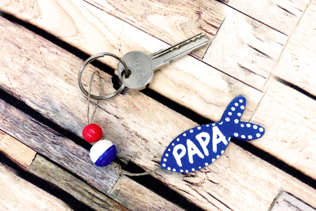 Llavero pez PAPA - Caoutchouc Mousse - 10doigts.fr