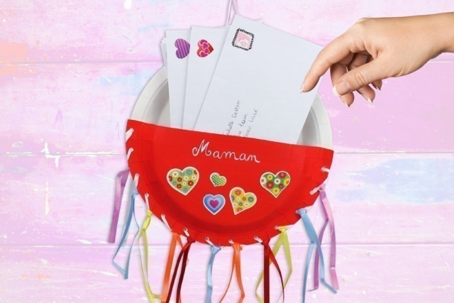 Colorful Heart Stickers - 74 pcs - 5 - Heart Stickers - 10doigts.com - Gommettes cœur : des cœurs adhésifs pour vos activités créatives - 10doigts.fr