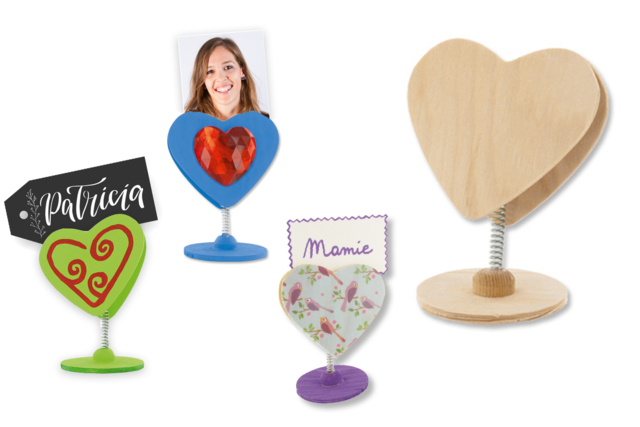 Wooden Heart Memo Clip - 2 - Decorative Photo Frames - 10doigts.com - Cadres et clips photos : des supports uniques pour afficher vos souvenirs - 10doigts.fr