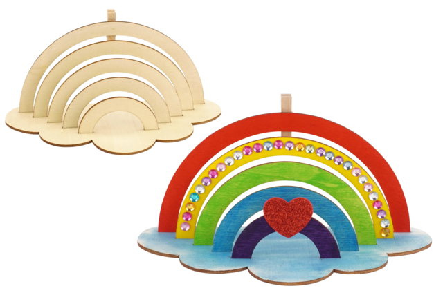 Wooden Rainbow Photo Holder - 1 - Decorative Photo Frames - 10doigts.com - Cadres et clips photos : des supports uniques pour afficher vos souvenirs - 10doigts.fr
