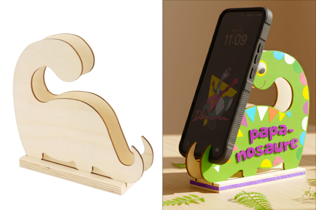 Wooden Dinosaur Smartphone Holder - 1 - Wooden Office Items - 10doigts.com - Objets en bois à décorer pour le bureau - 10doigts.fr