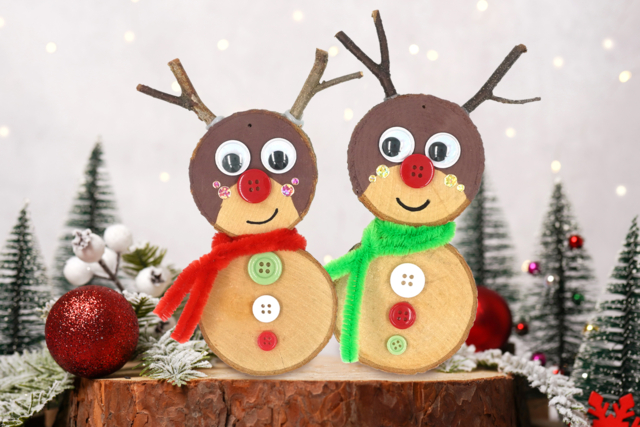Wood Slice Ornaments + Strings - 12 Pieces - 2 - Christmas Wooden Objects - 10doigts.com - Décorations de Noël en bois - 10doigts.fr