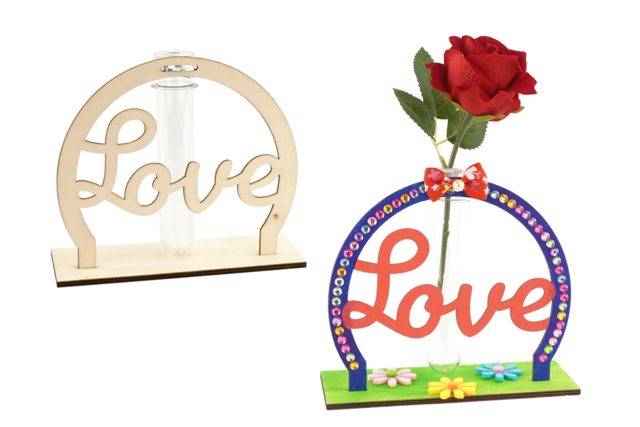DIY Wooden LOVE Bud Vase - 1 - Office Supplies - 10doigts.com - Objets pour le bureau : personnalisez votre espace de travail - 10doigts.fr