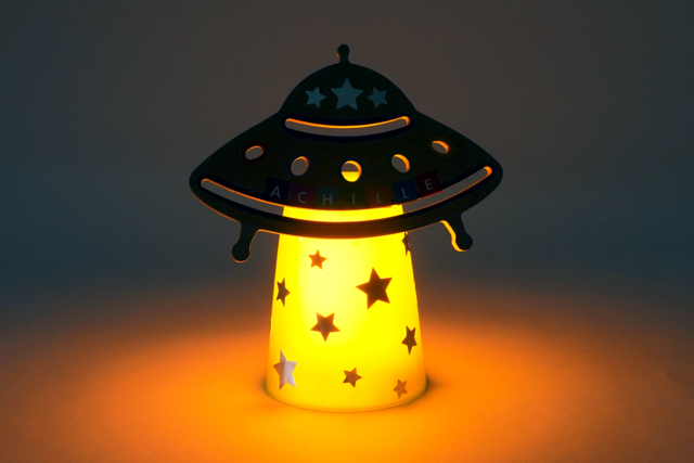Wooden Flying Saucer to Decorate - 2 - Wooden Shapes - 10doigts.com - Formes en bois à décorer - 10doigts.fr