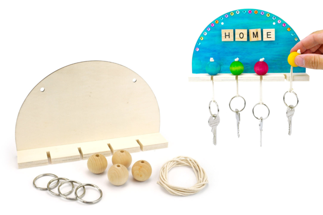 Round Wall Holder + 4 Keychains - 1 - Wooden Objects for the Home - 10doigts.com - Objets en bois à décorer pour la maison - 10doigts.fr
