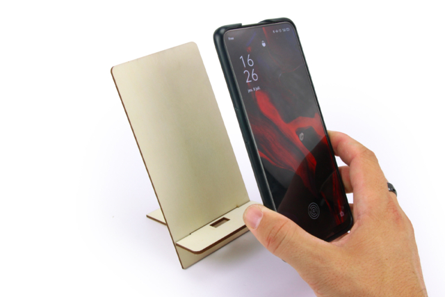Wooden Smartphone Stands - 6 Pieces - 7 - Office Supplies - 10doigts.com - Objets pour le bureau : personnalisez votre espace de travail - 10doigts.fr