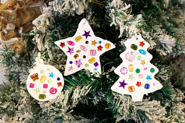 Large Metal Cookie Cutters: Tree, Star, Ball - 4 - Creative Cookie Cutters for Kids - 10doigts.com - Emporte-pièces créatifs pour enfants - 10doigts.fr