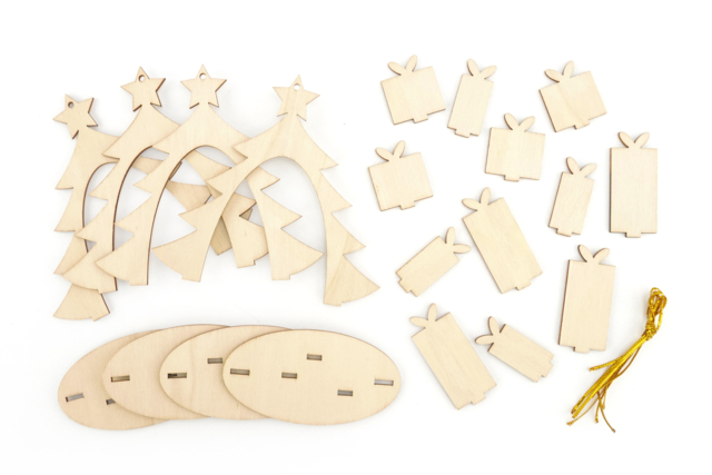 Wooden Tree Ornaments - 4 Pieces - 2 - Christmas Wooden Objects - 10doigts.com - Décorations de Noël en bois - 10doigts.fr