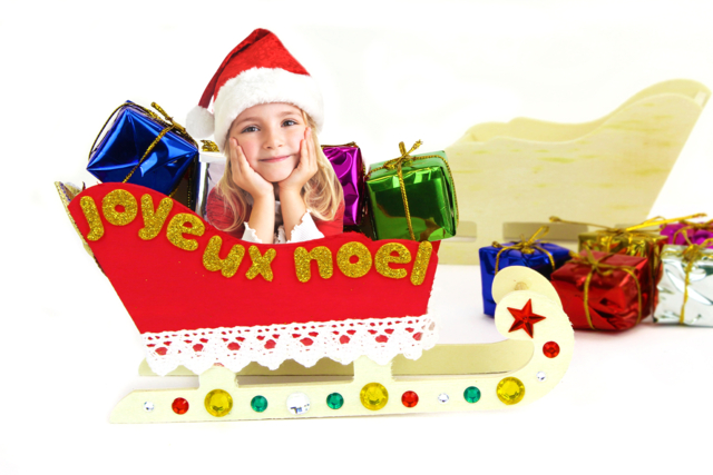 Large Natural Wooden Sleigh - 2 - Christmas Wooden Objects - 10doigts.com - Décorations de Noël en bois - 10doigts.fr