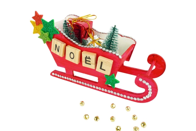 Large Natural Wooden Sleigh - 3 - Christmas Wooden Objects - 10doigts.com - Décorations de Noël en bois - 10doigts.fr