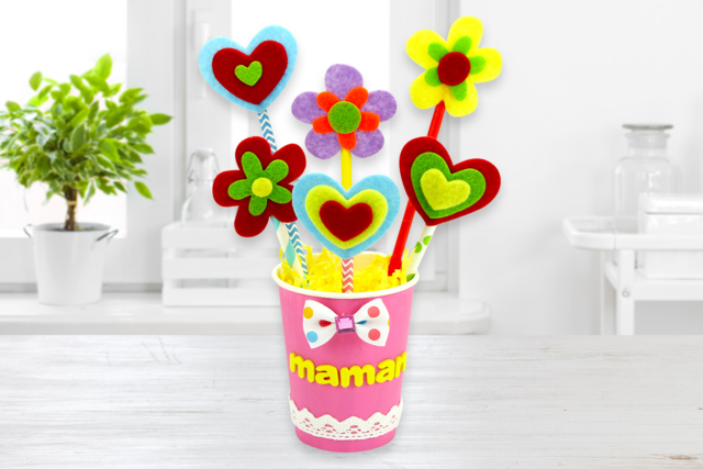 A lovely bouquet of flowers for Mum - Raphia et fibres naturelles pour vos créations - 10doigts.fr