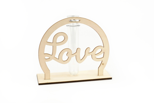 DIY Wooden LOVE Bud Vase - 4 - Office Supplies - 10doigts.com - Objets pour le bureau : personnalisez votre espace de travail - 10doigts.fr